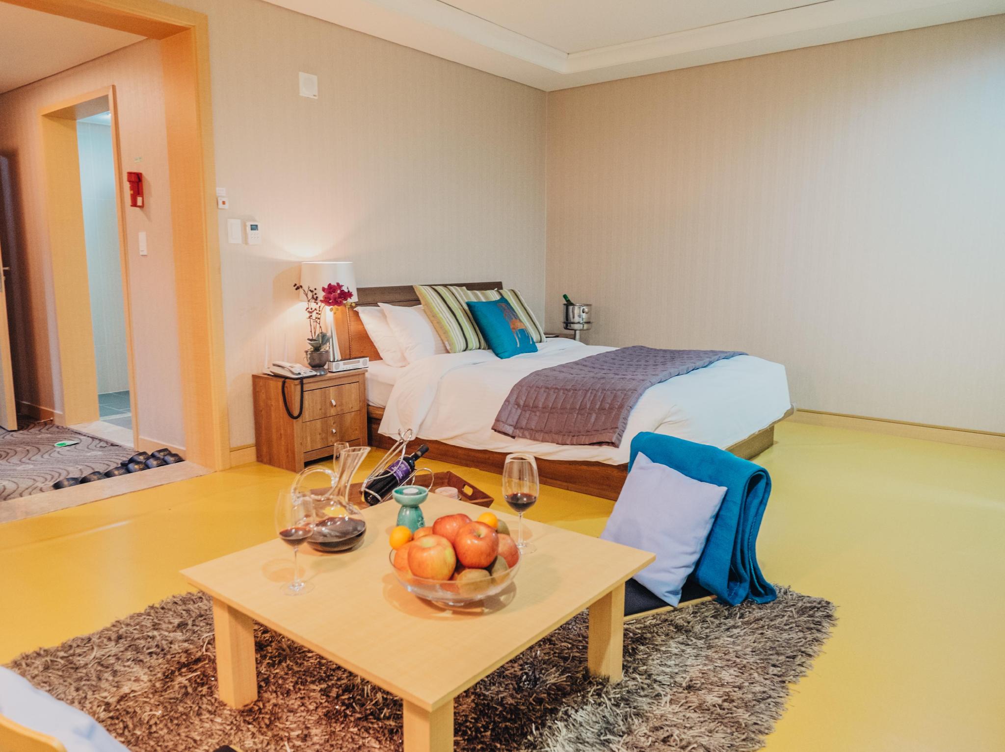 Đồ ăn và thức uống