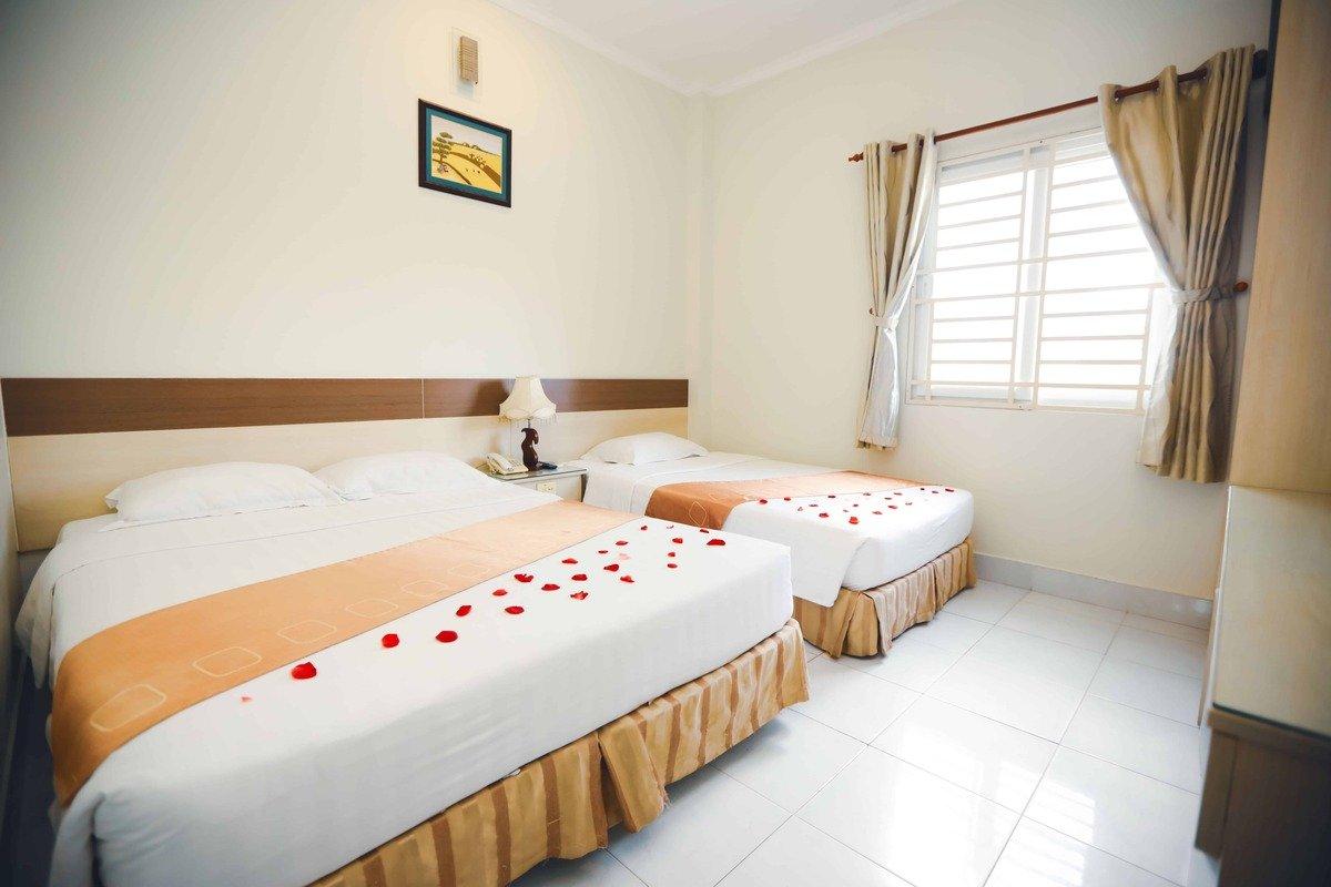 Ngoại cảnh khách sạn