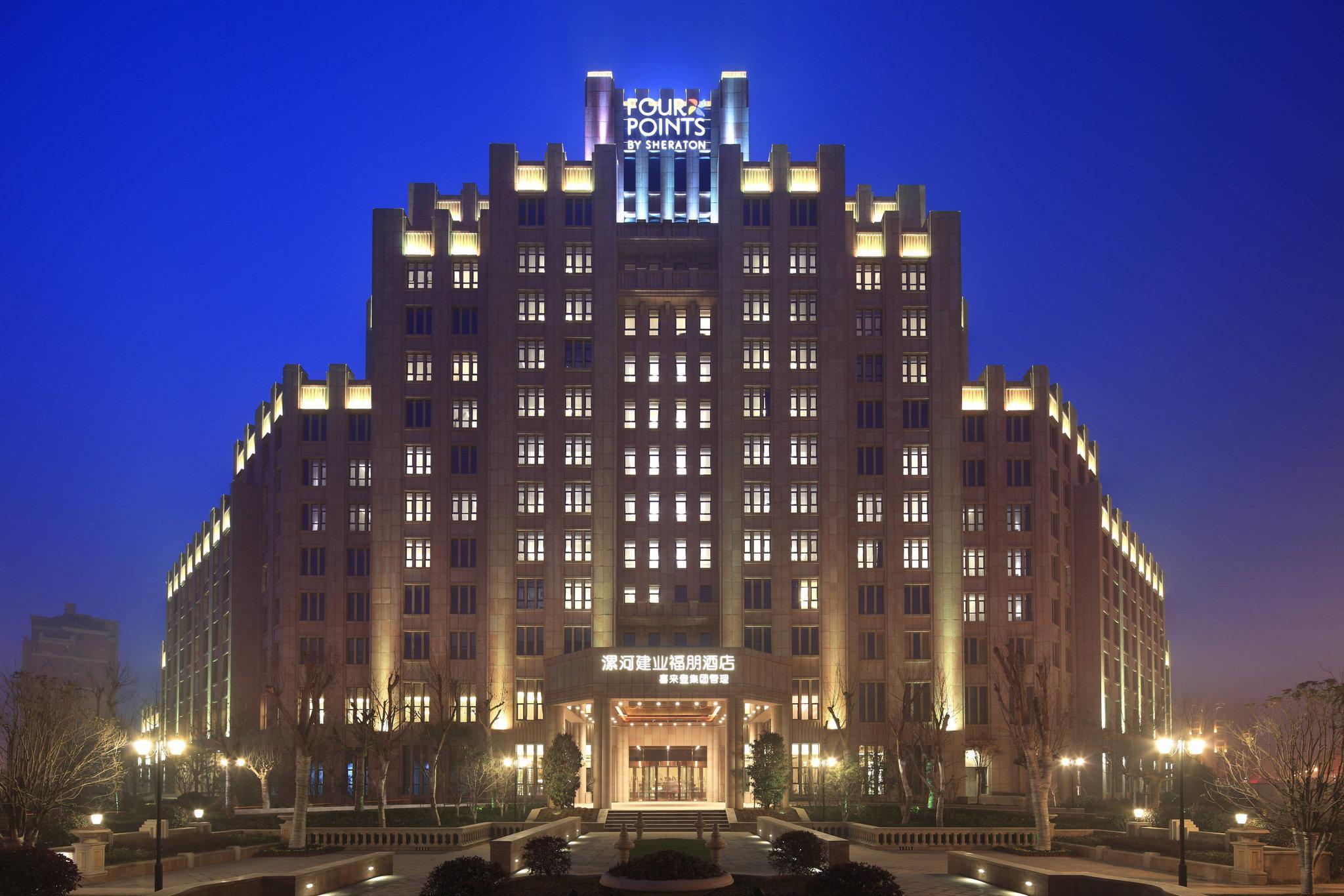 Ngoại cảnh khách sạn