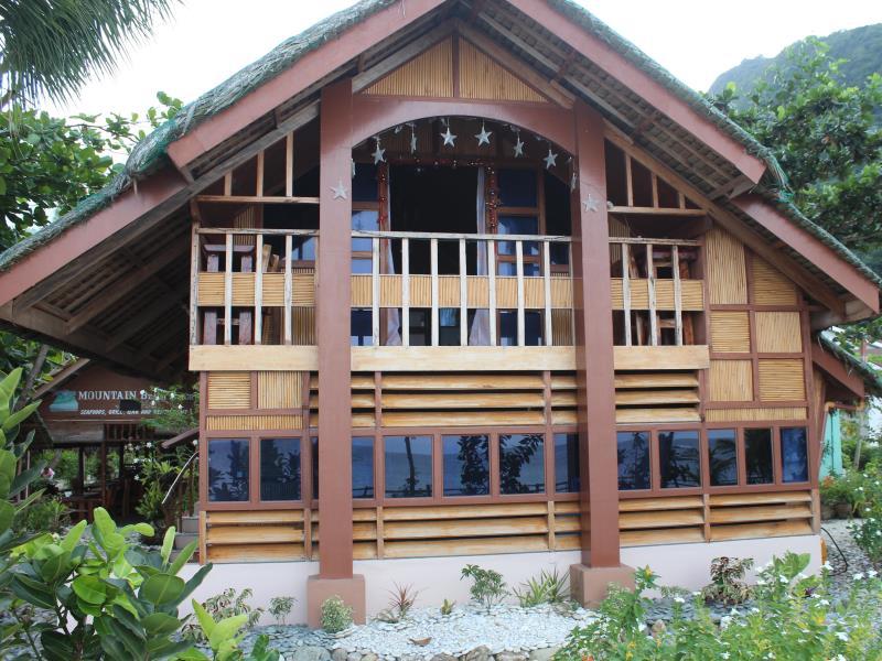 Ngoại cảnh khách sạn