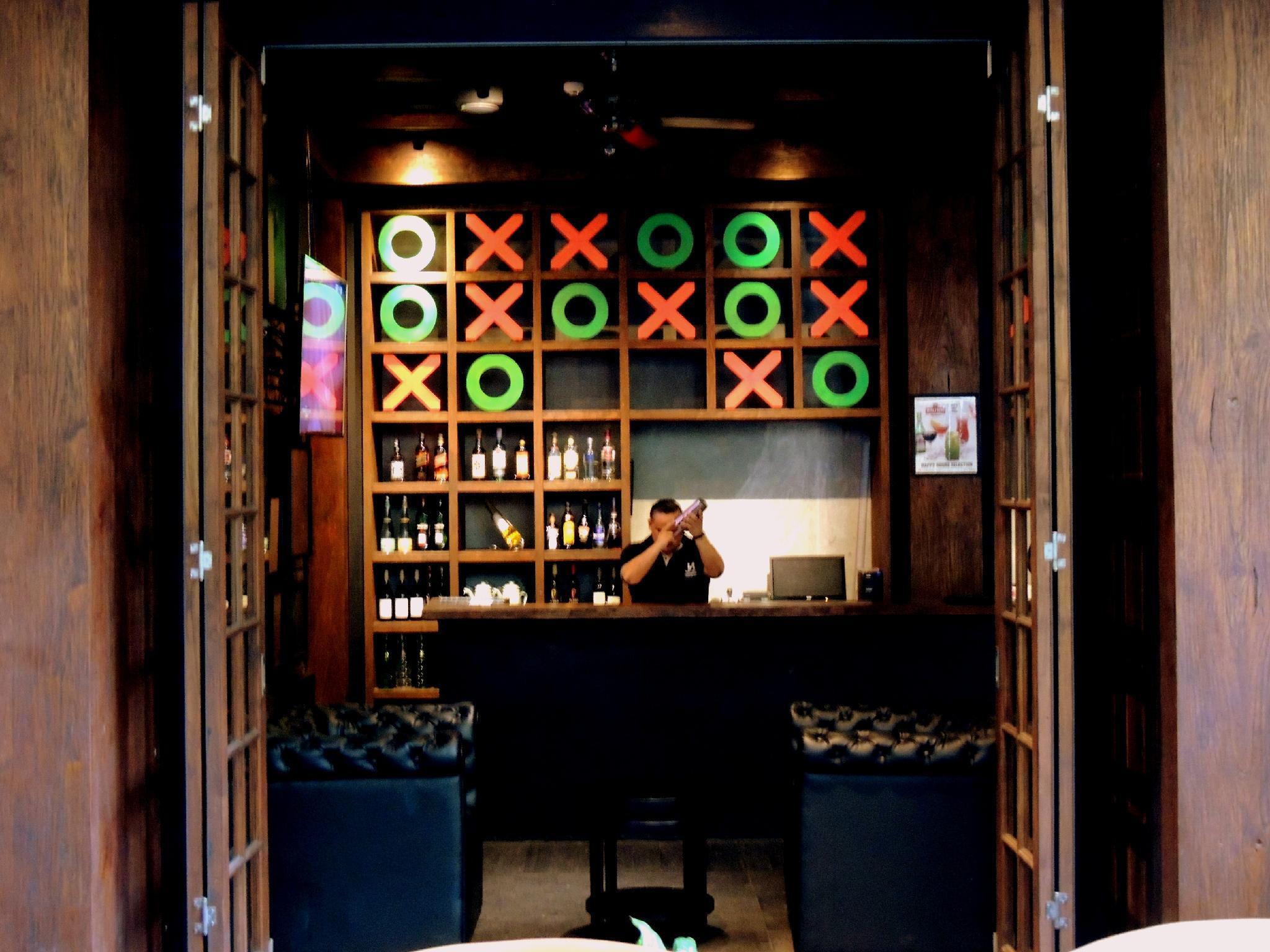 Quán bar