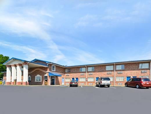 Ngoại cảnh khách sạn