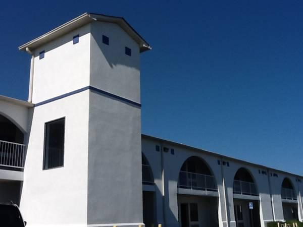 Ngoại cảnh khách sạn