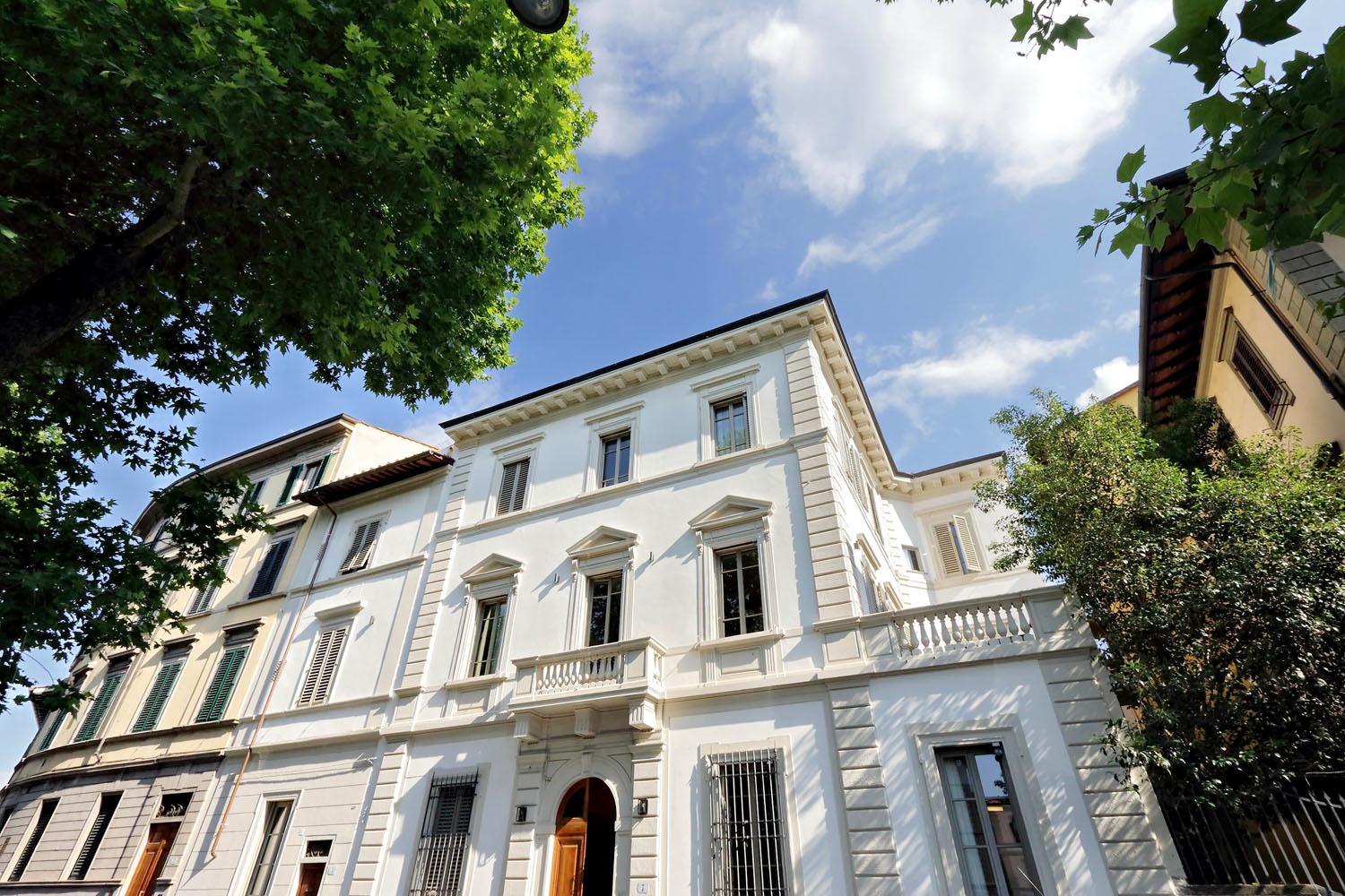 Ngoại cảnh khách sạn