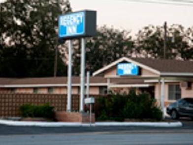 Ngoại cảnh khách sạn