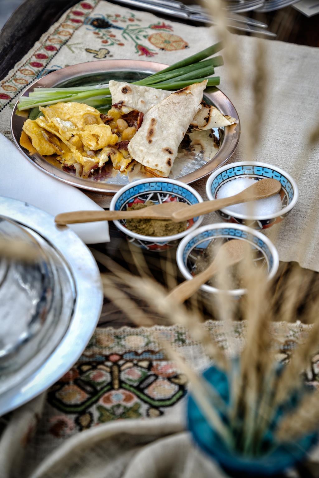 Đồ ăn và thức uống