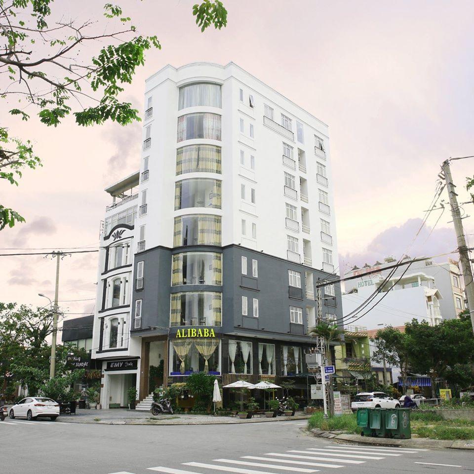 Ngoại cảnh khách sạn