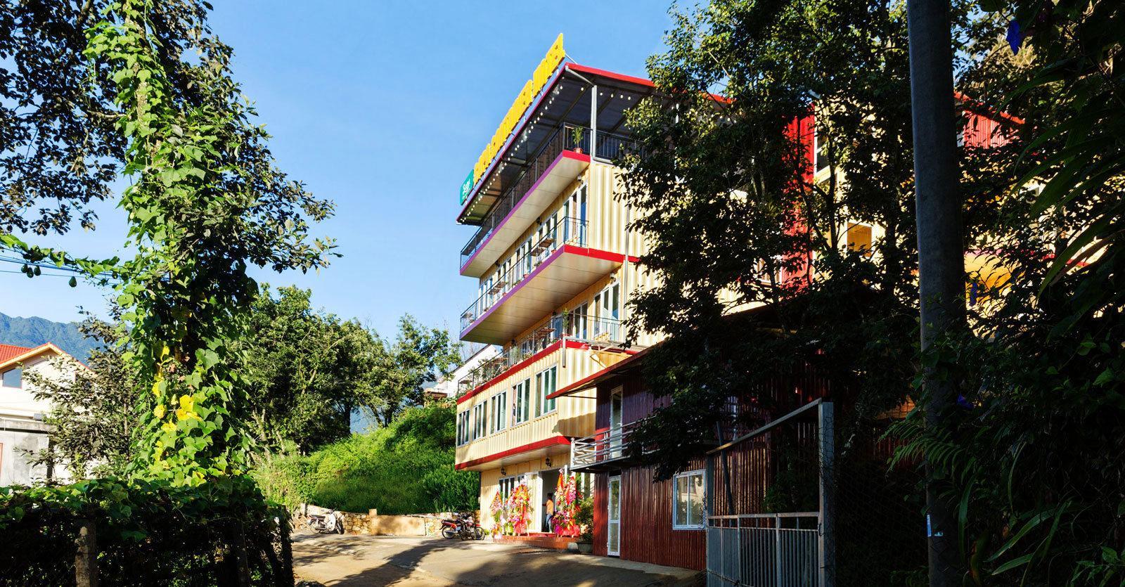 Ngoại cảnh khách sạn