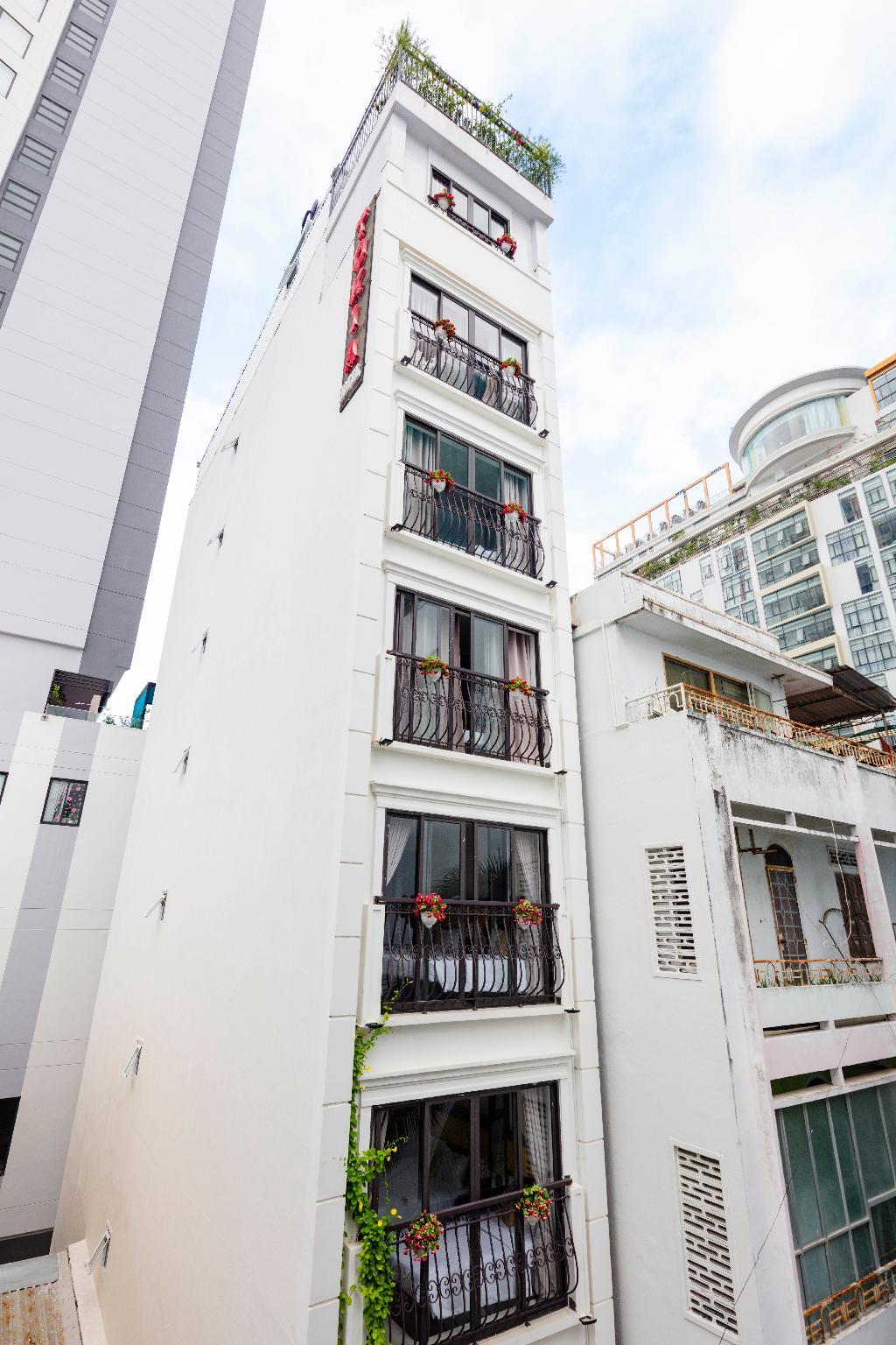 Ngoại cảnh khách sạn