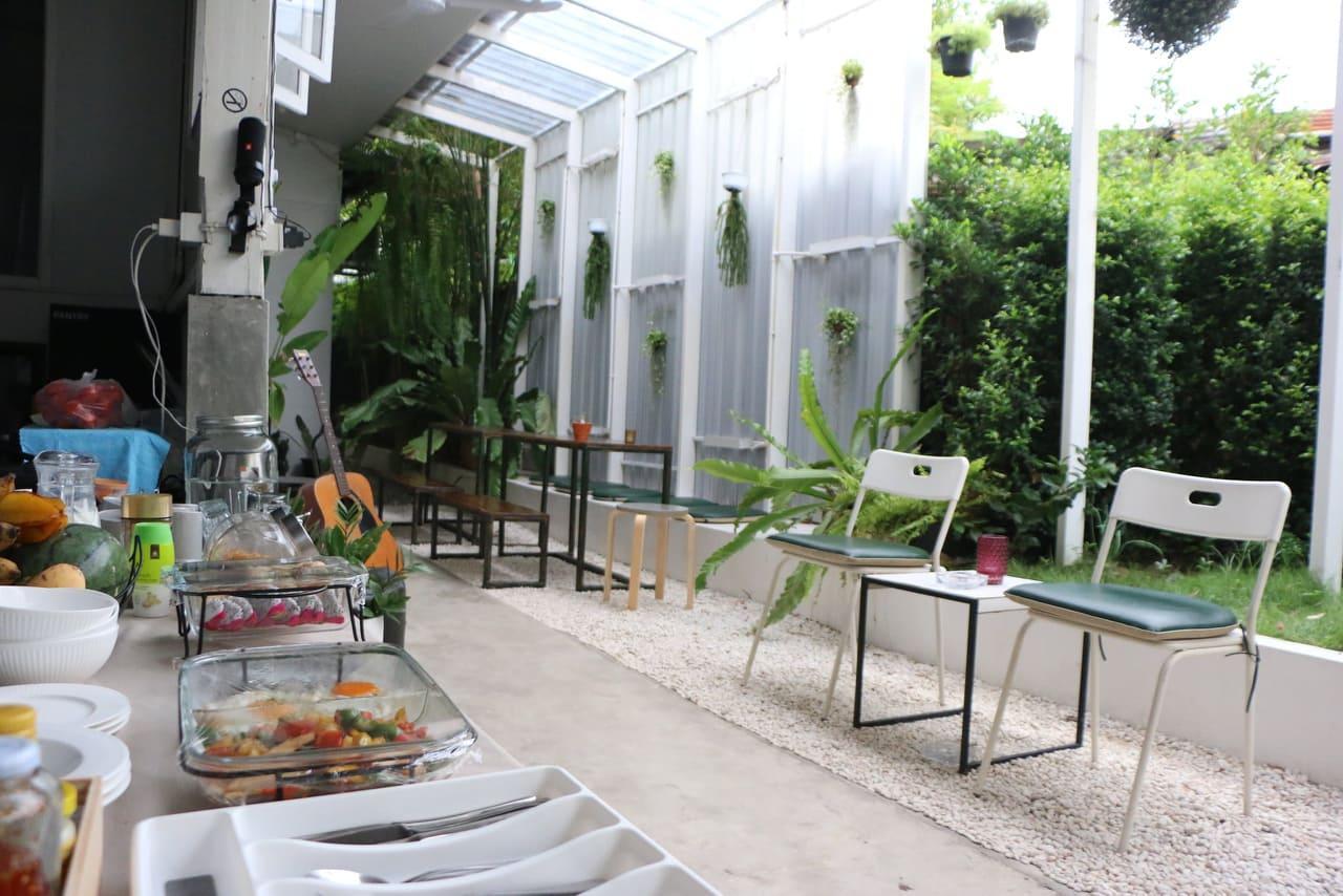 Đồ ăn và thức uống