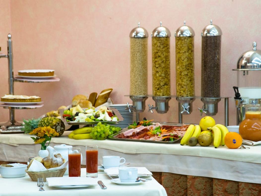 Đồ ăn và thức uống