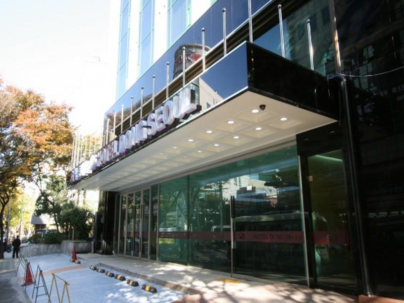 Ngoại cảnh khách sạn