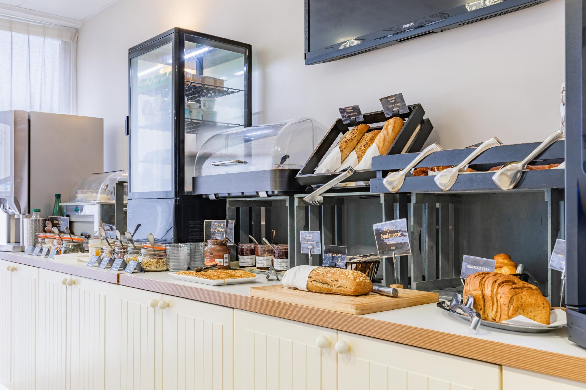 Đồ ăn và thức uống