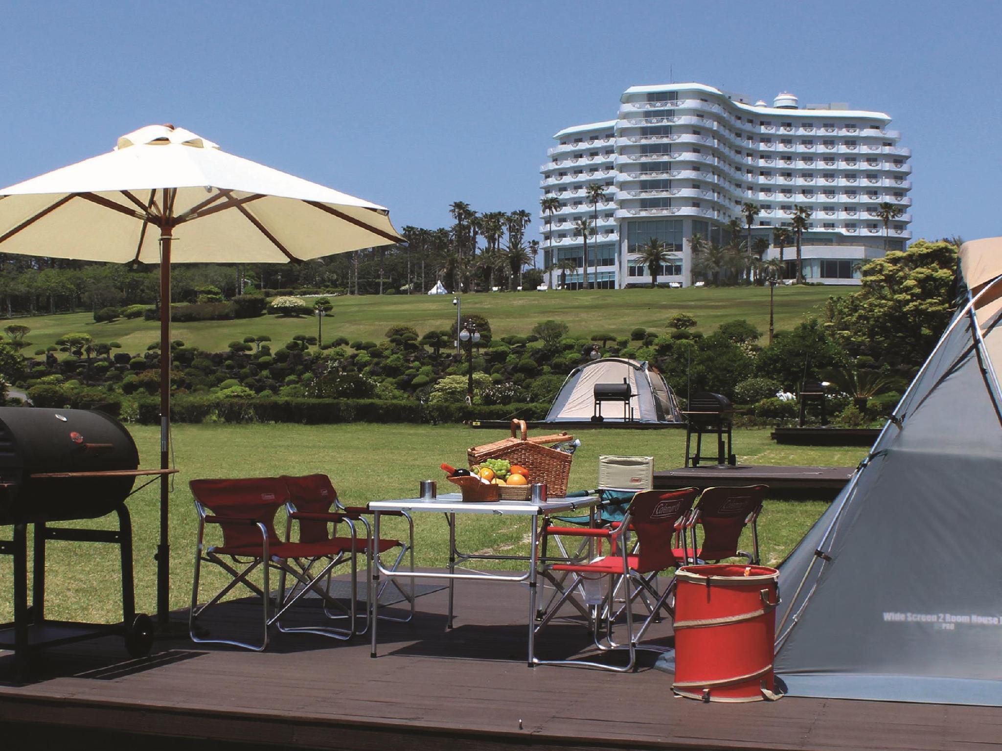 Khu vực xung quanh