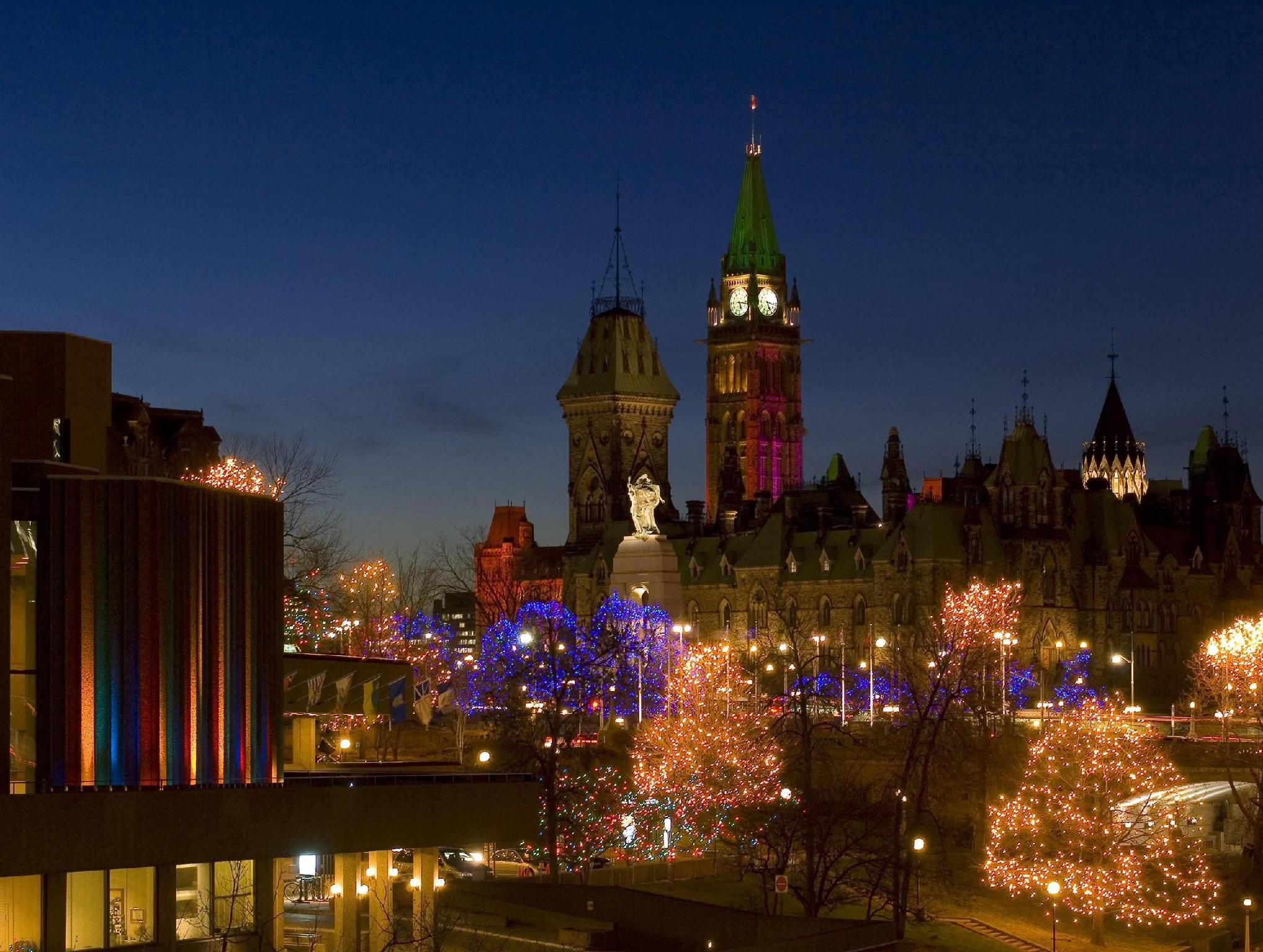 Khu vực xung quanh