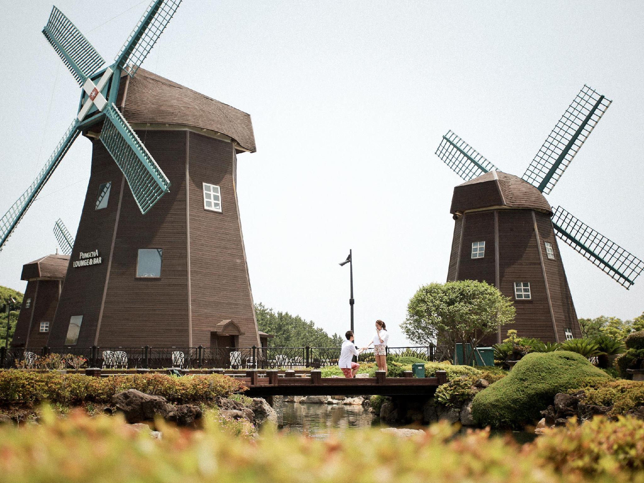 Ngoại cảnh khách sạn