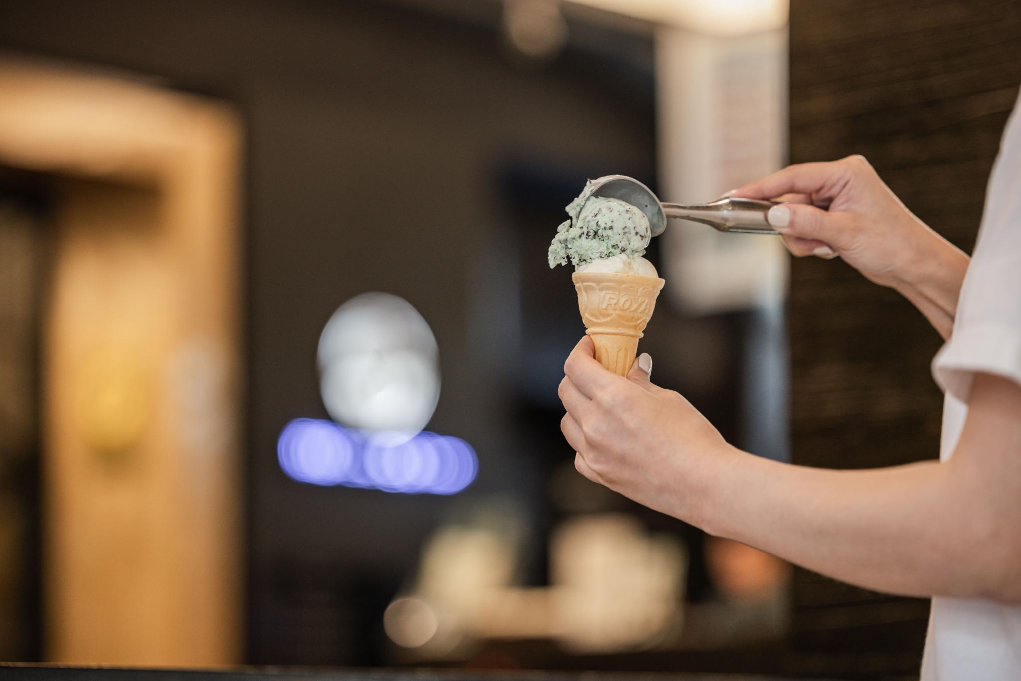 Đồ ăn và thức uống