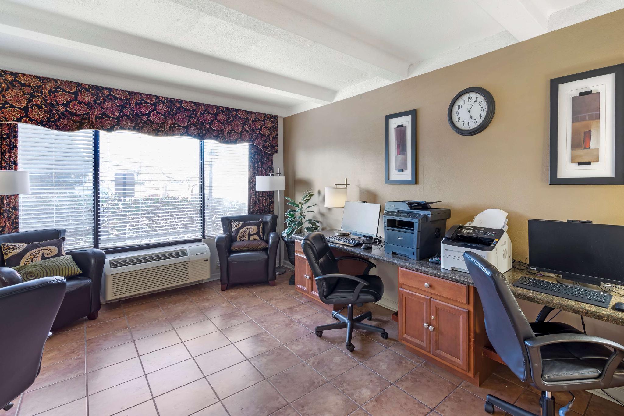 Trung tâm hội nghị