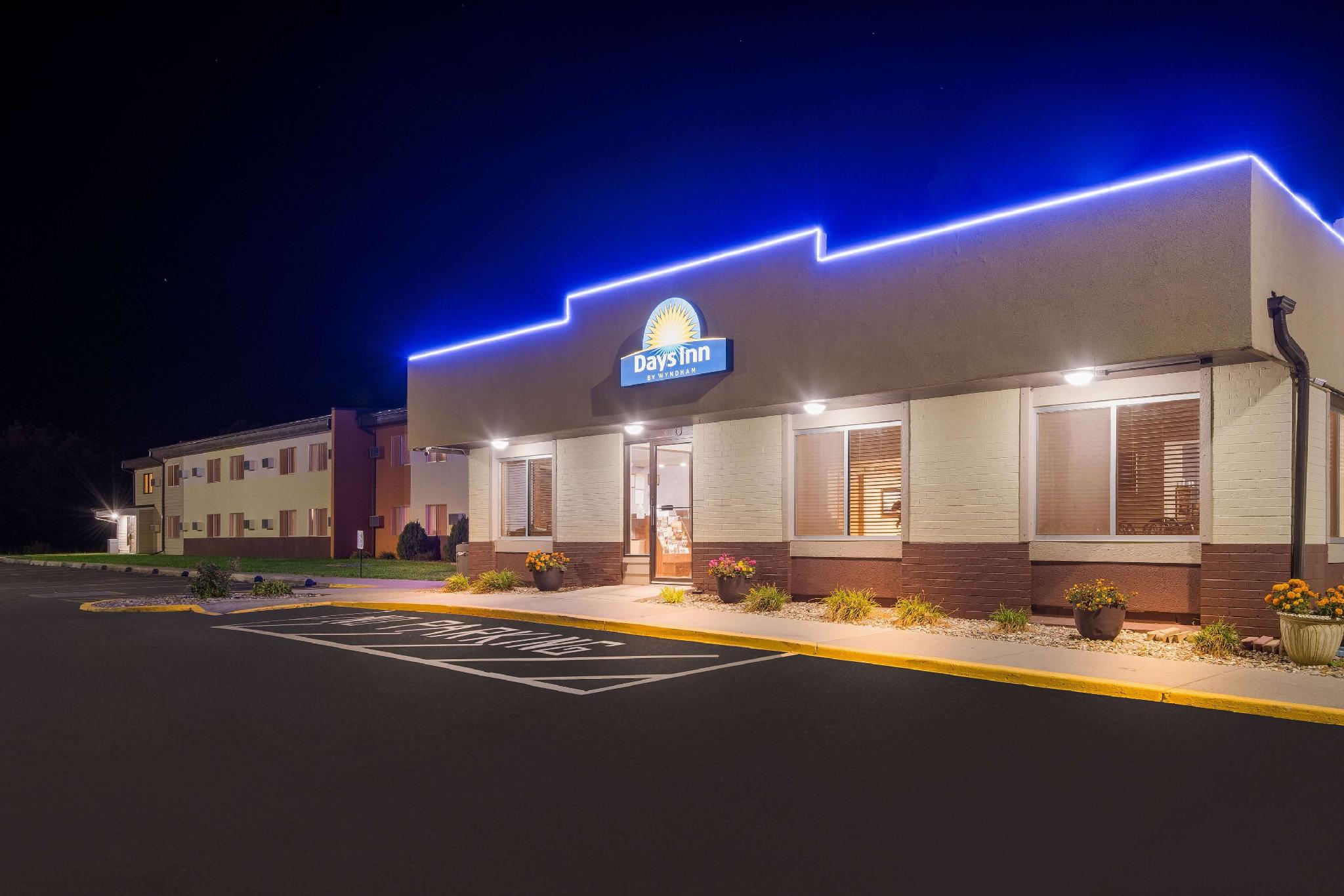 Ngoại cảnh khách sạn