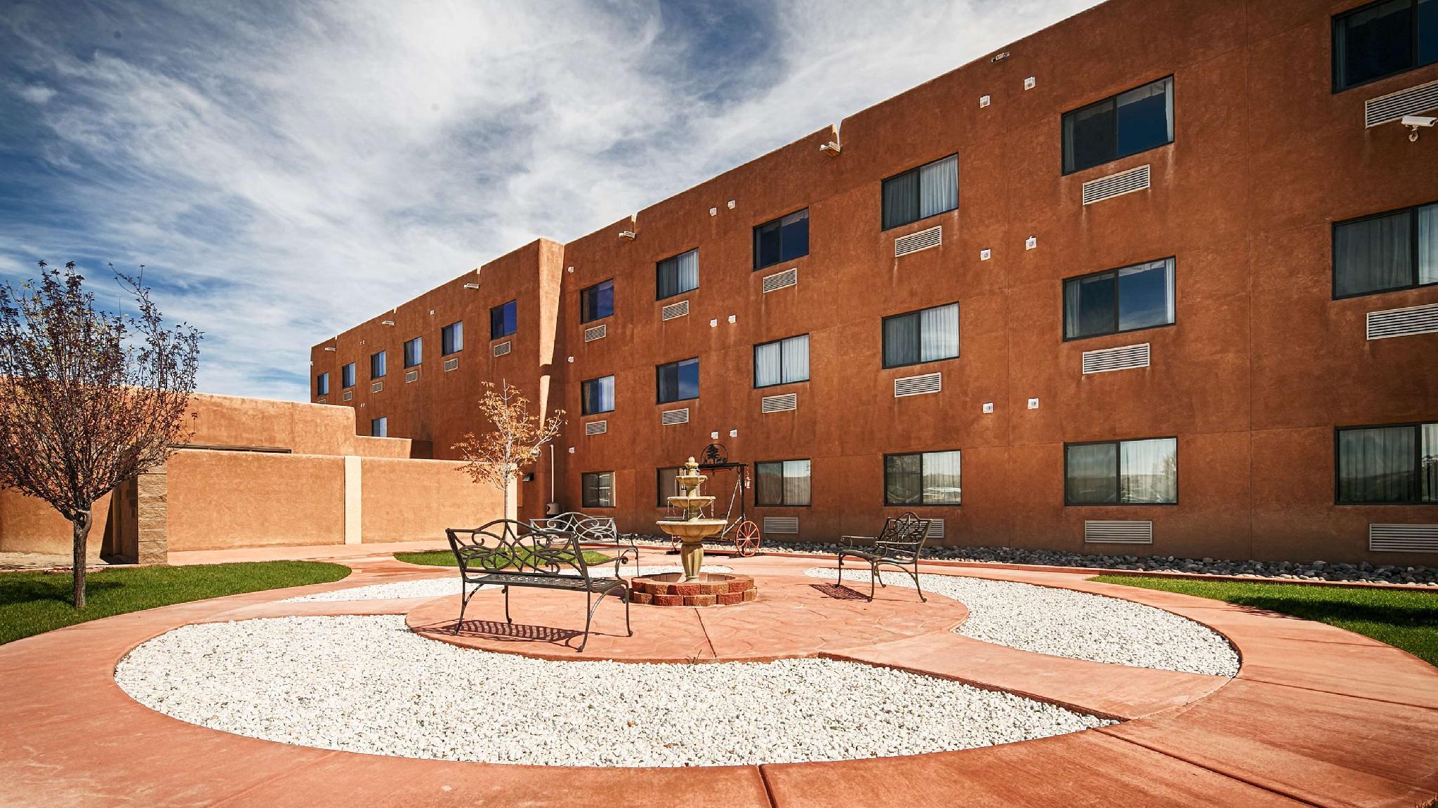 Ngoại cảnh khách sạn