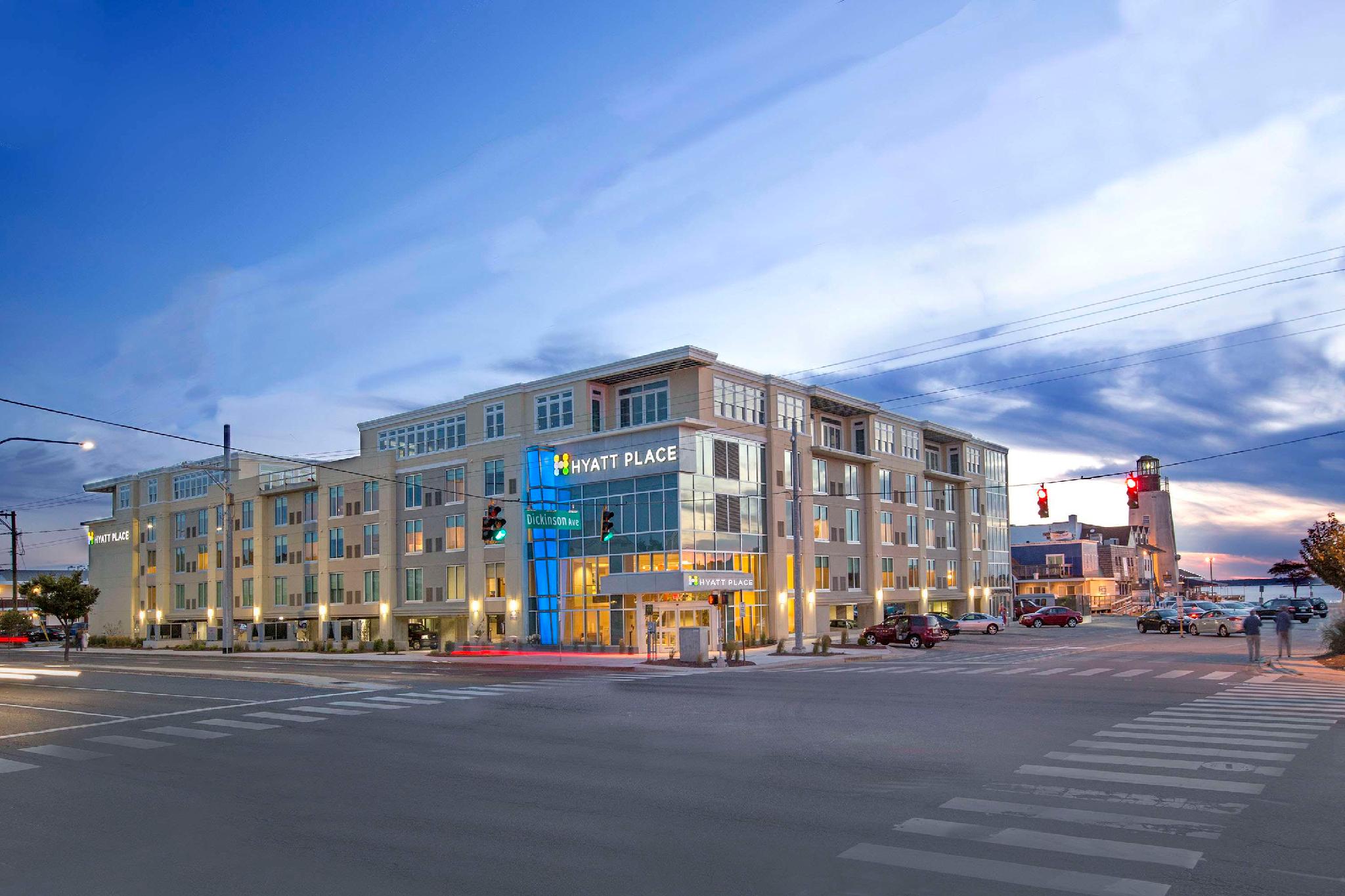 Ngoại cảnh khách sạn