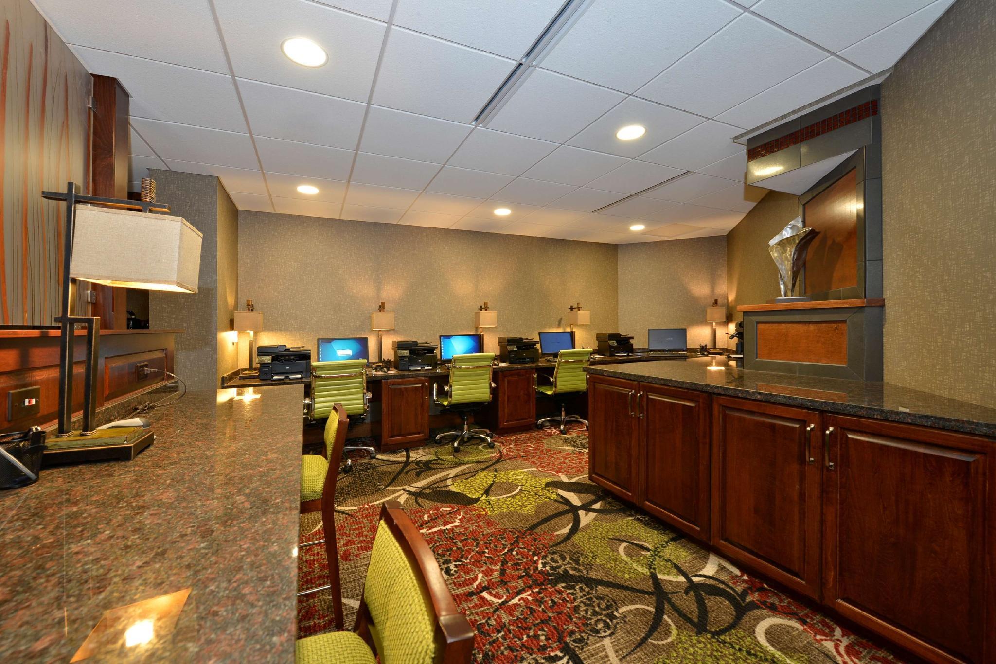 Trung tâm hội nghị