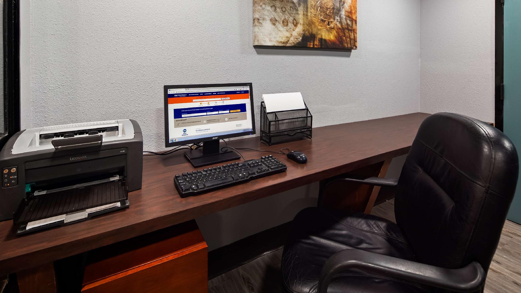 Trung tâm hội nghị