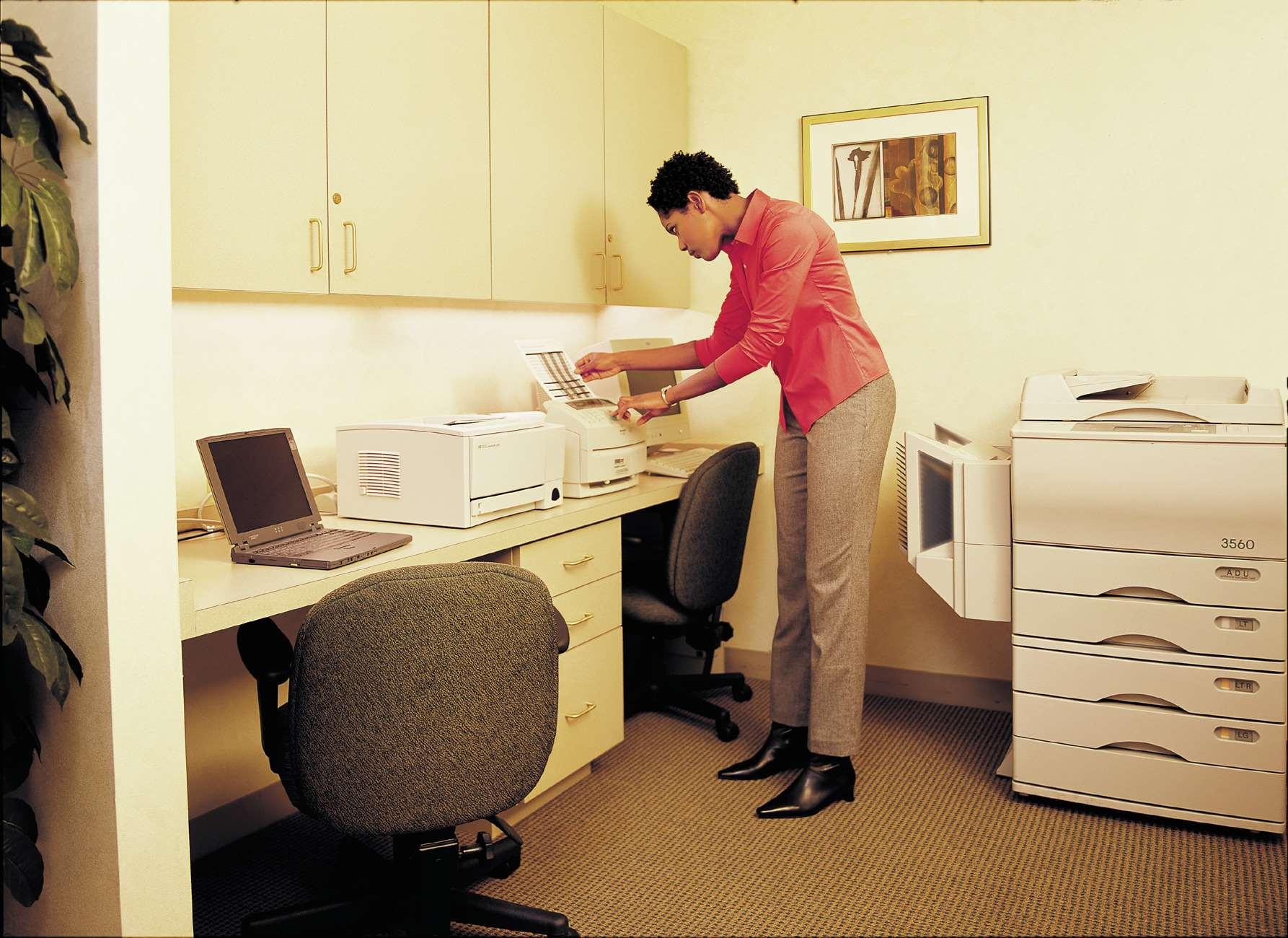 Trung tâm hội nghị