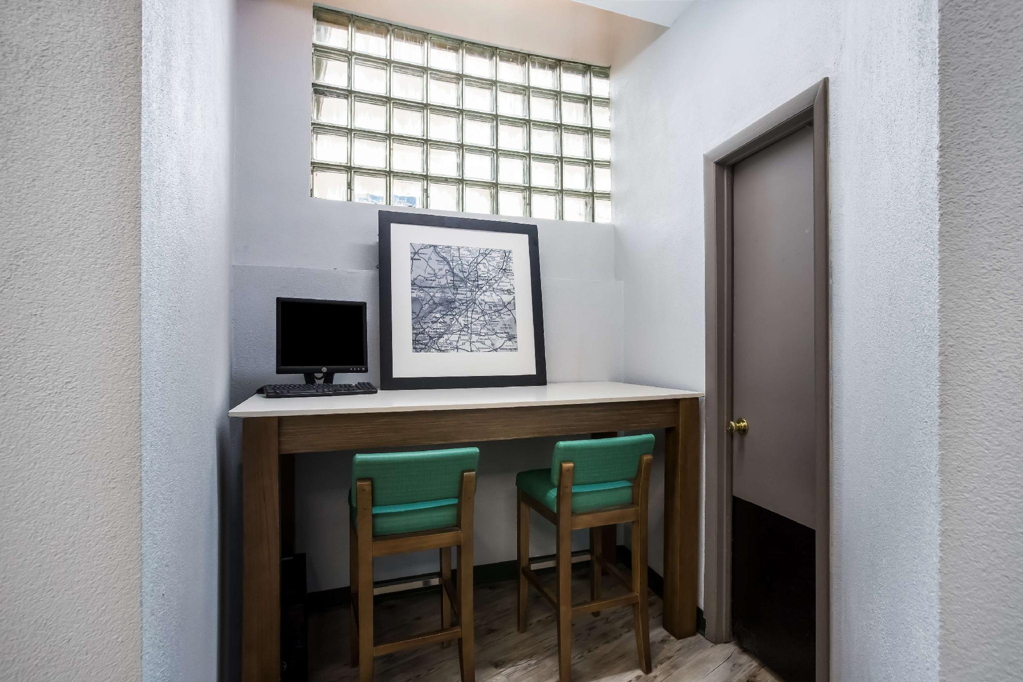 Trung tâm hội nghị