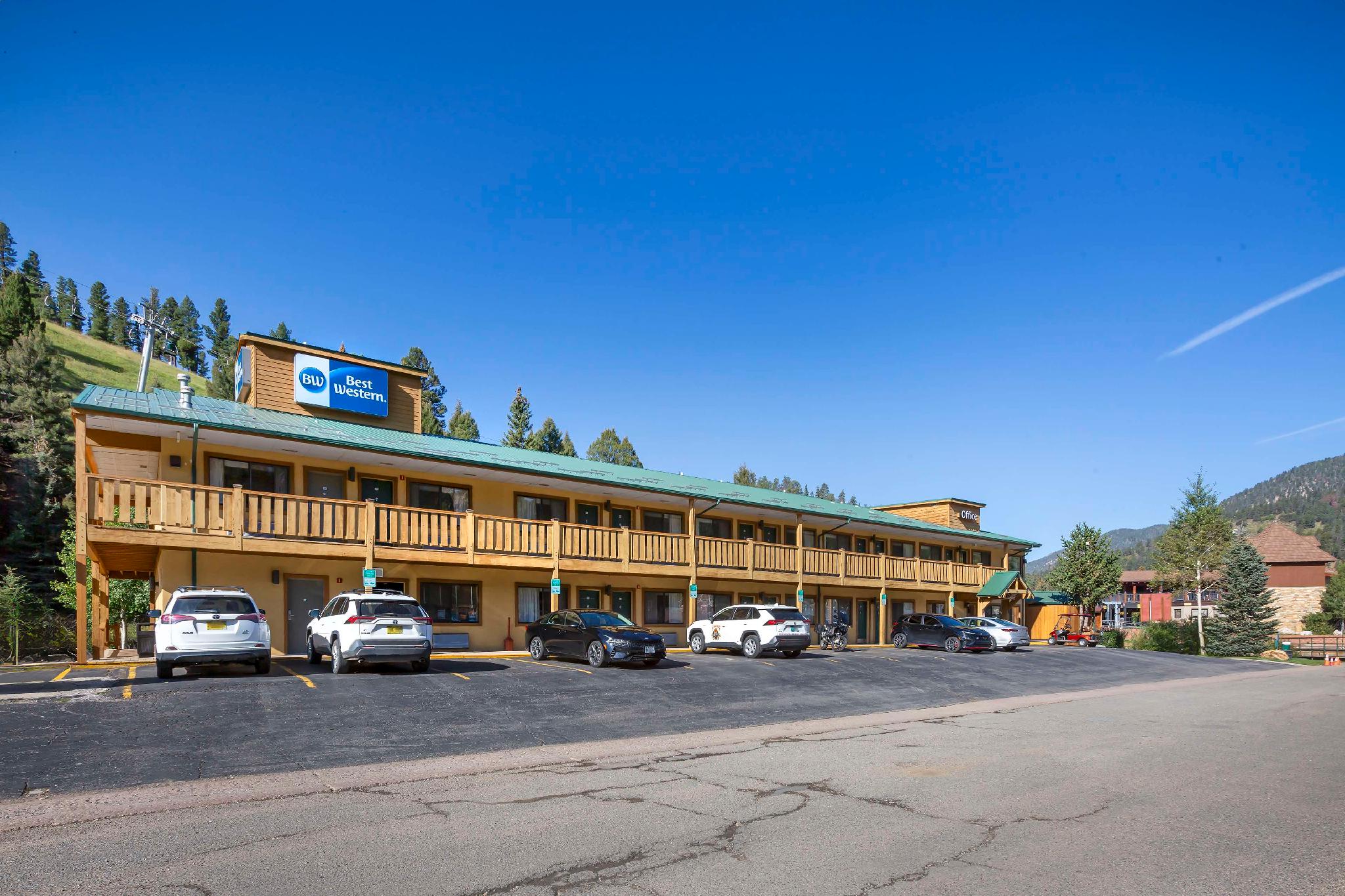 Ngoại cảnh khách sạn