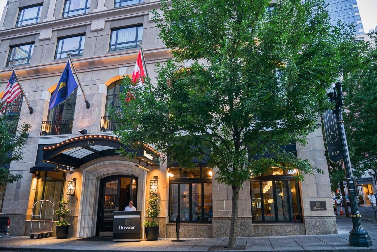 Ngoại cảnh khách sạn