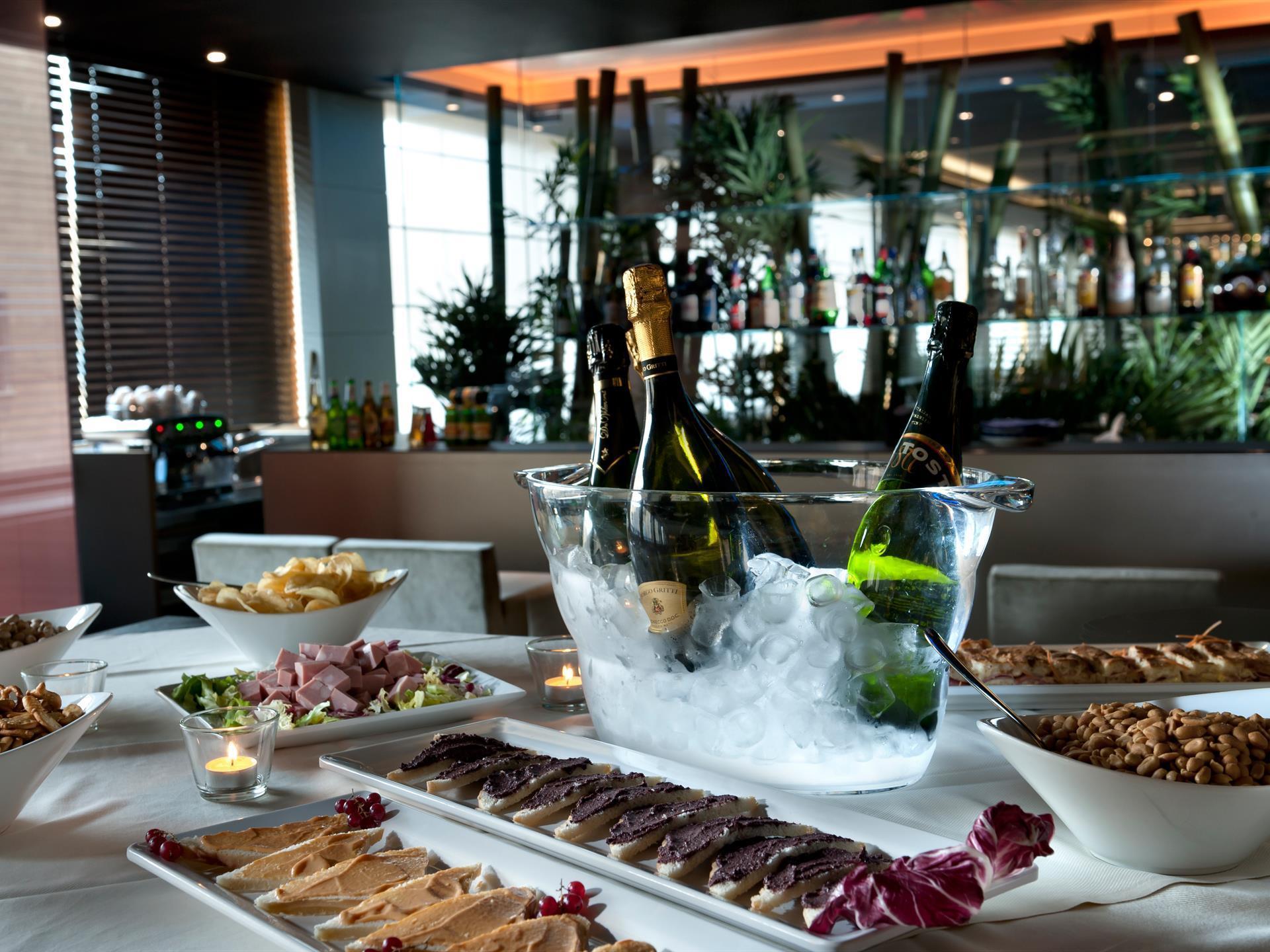 Đồ ăn và thức uống