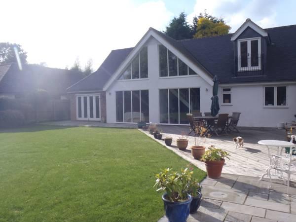 Ngoại cảnh khách sạn