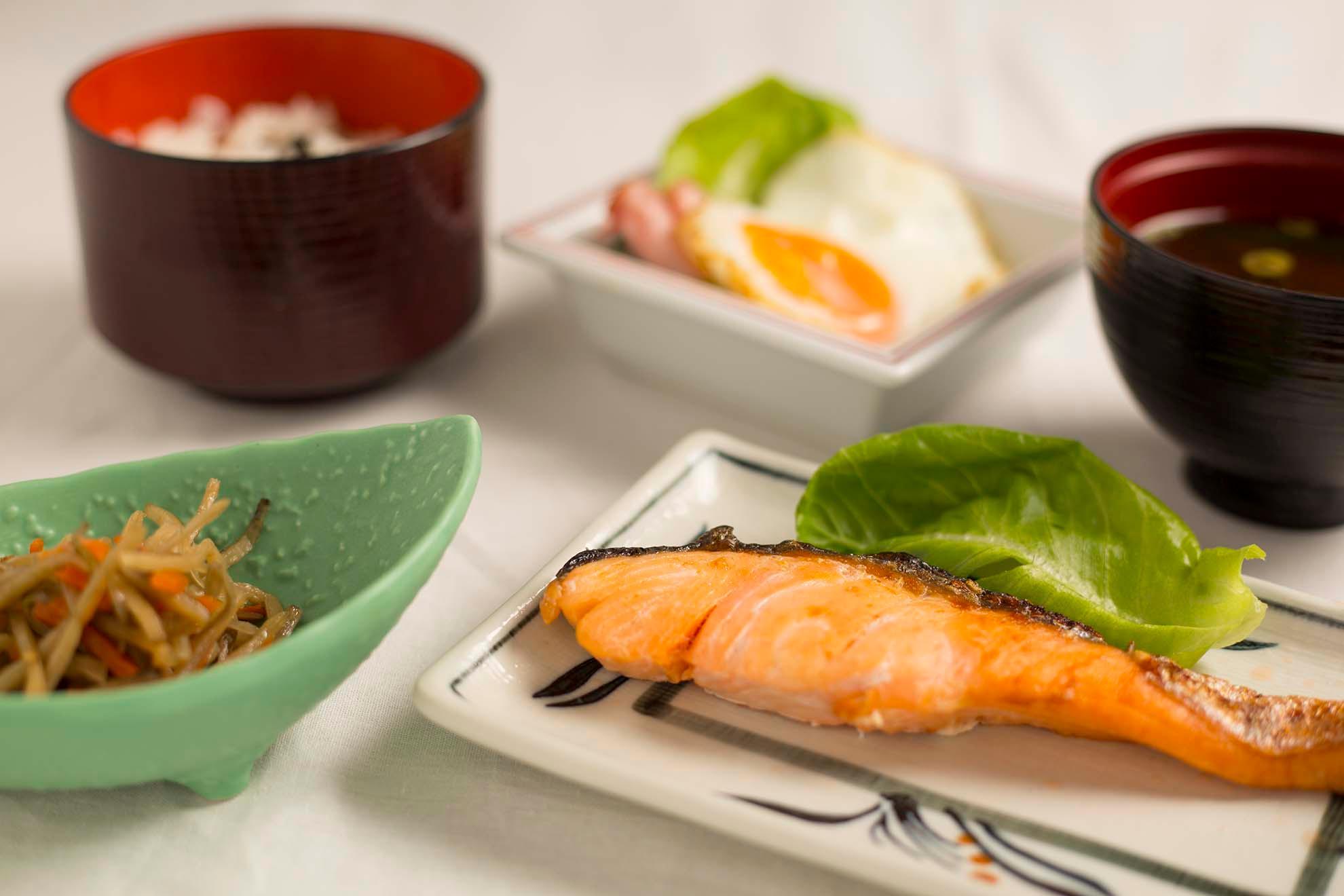 Đồ ăn và thức uống