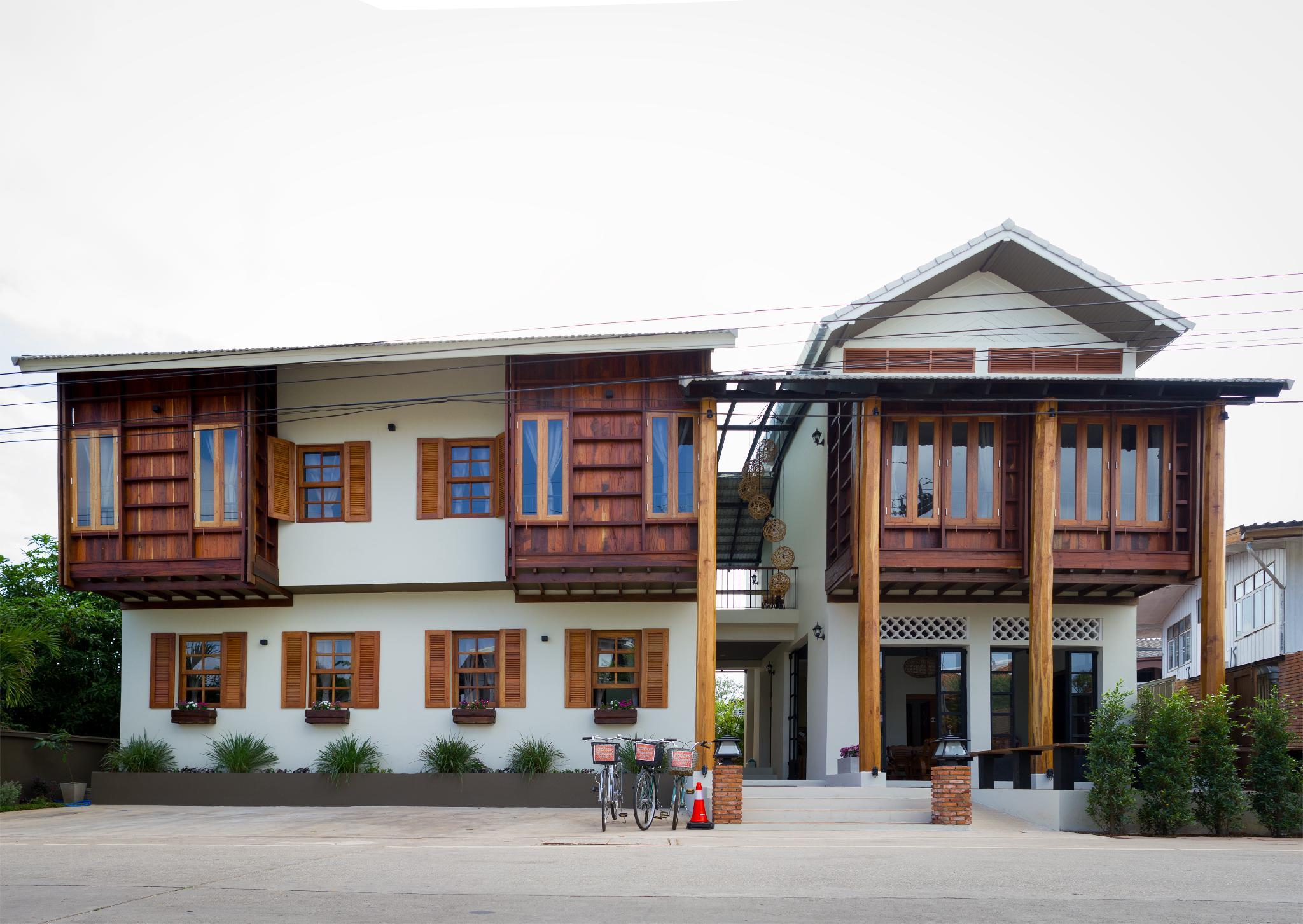 Ngoại cảnh khách sạn