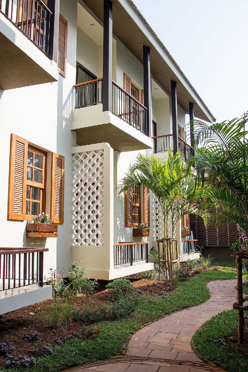 Ngoại cảnh khách sạn