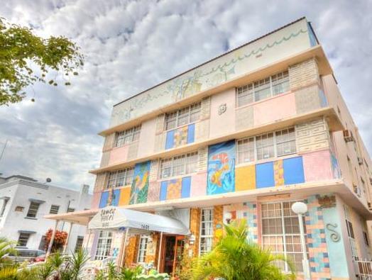 Ngoại cảnh khách sạn