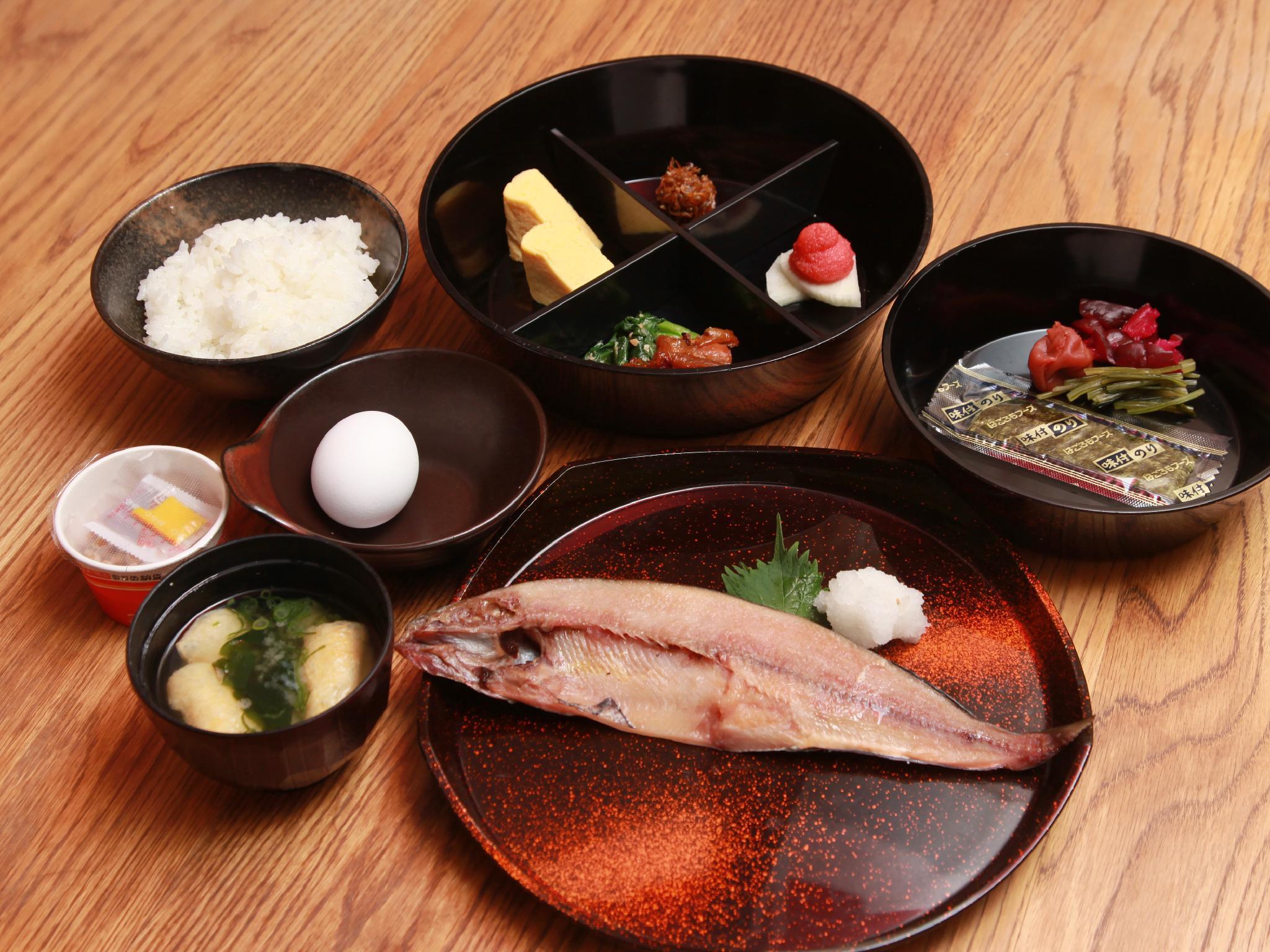 Đồ ăn và thức uống