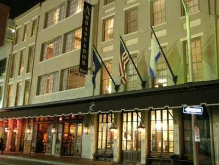 Ngoại cảnh khách sạn