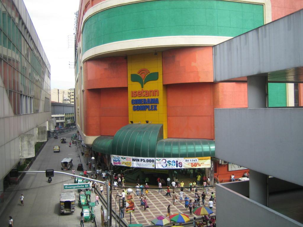 Nơi tham quan gần đây