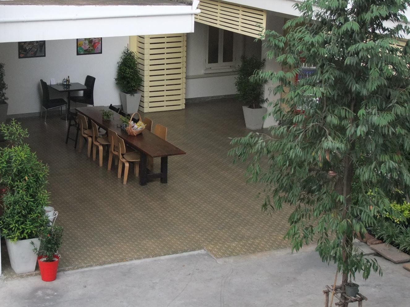 Ngoại cảnh khách sạn