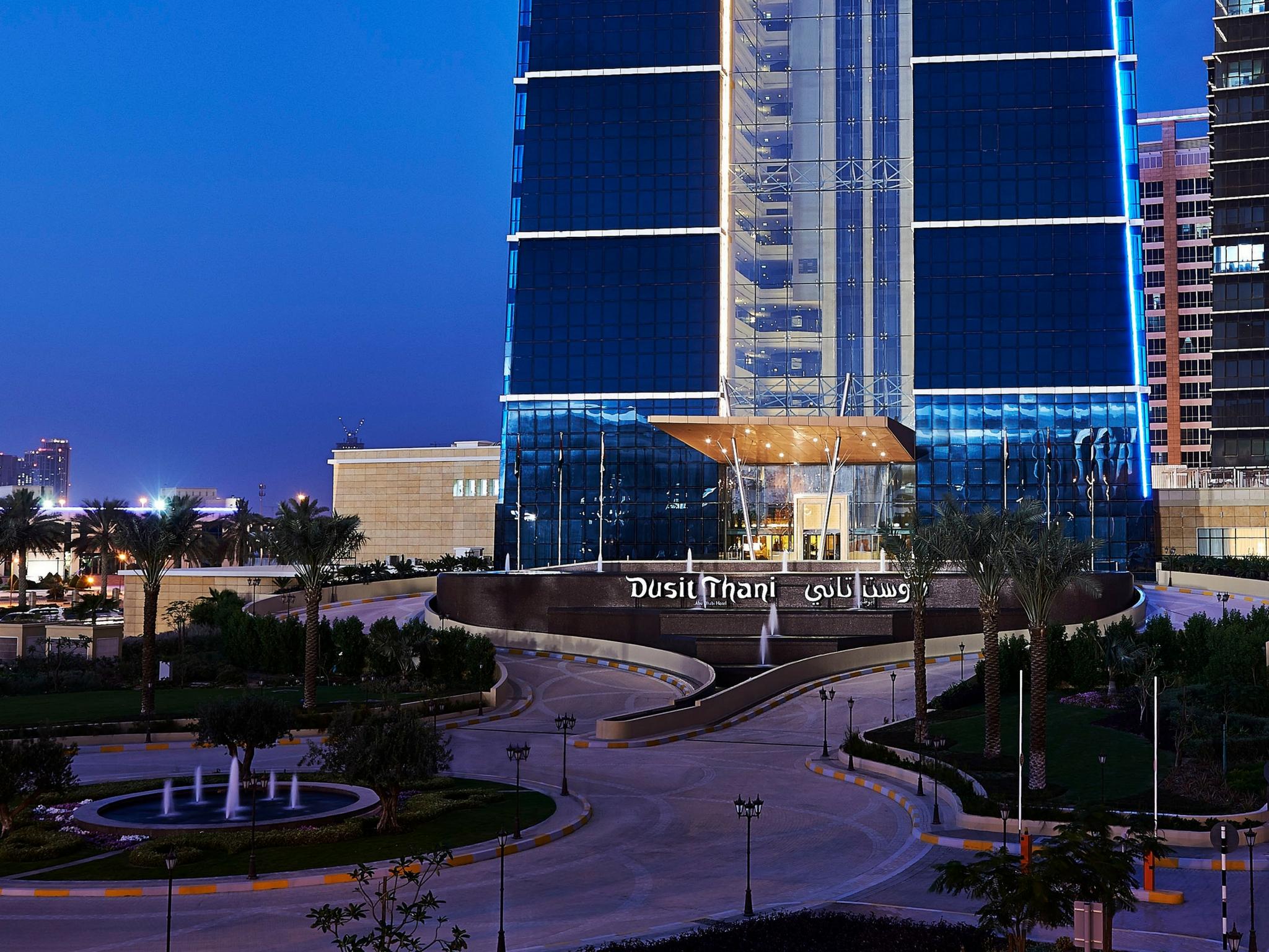 Ngoại cảnh khách sạn