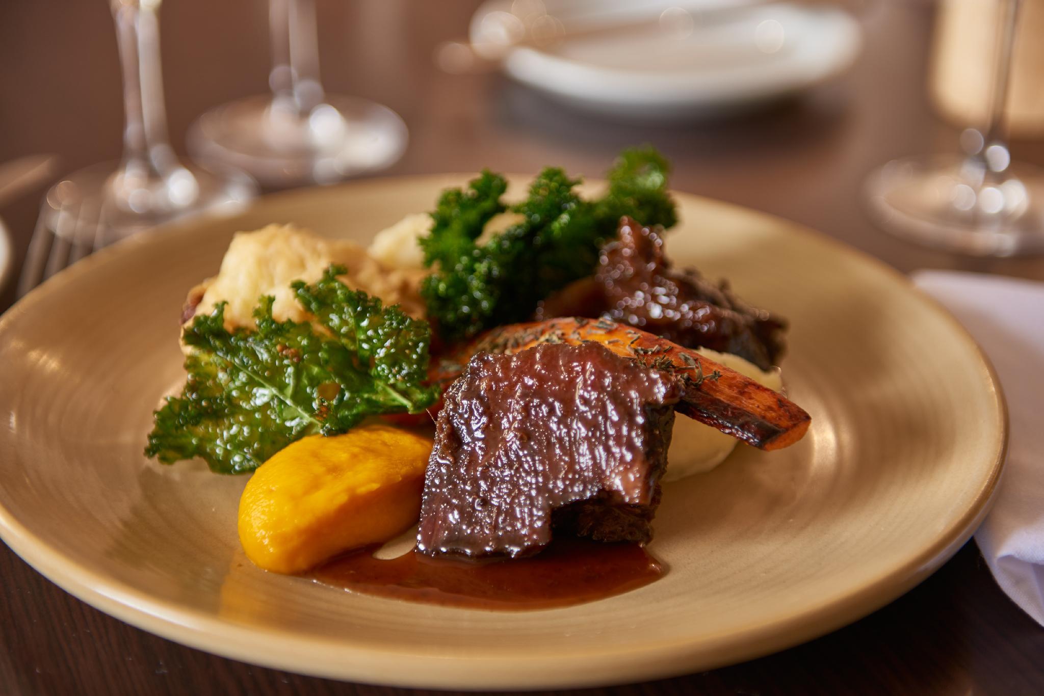 Đồ ăn và thức uống