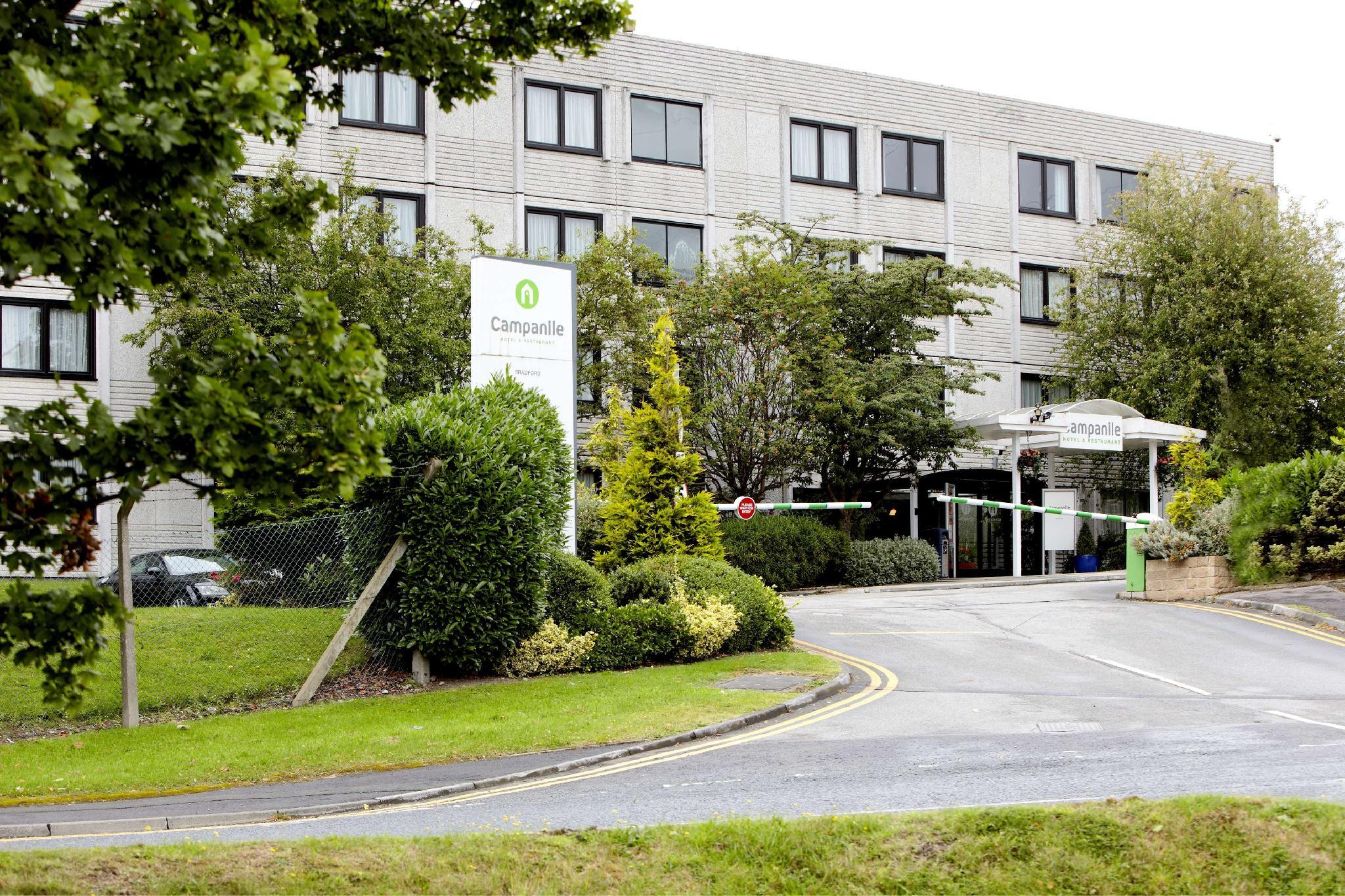 Ngoại cảnh khách sạn