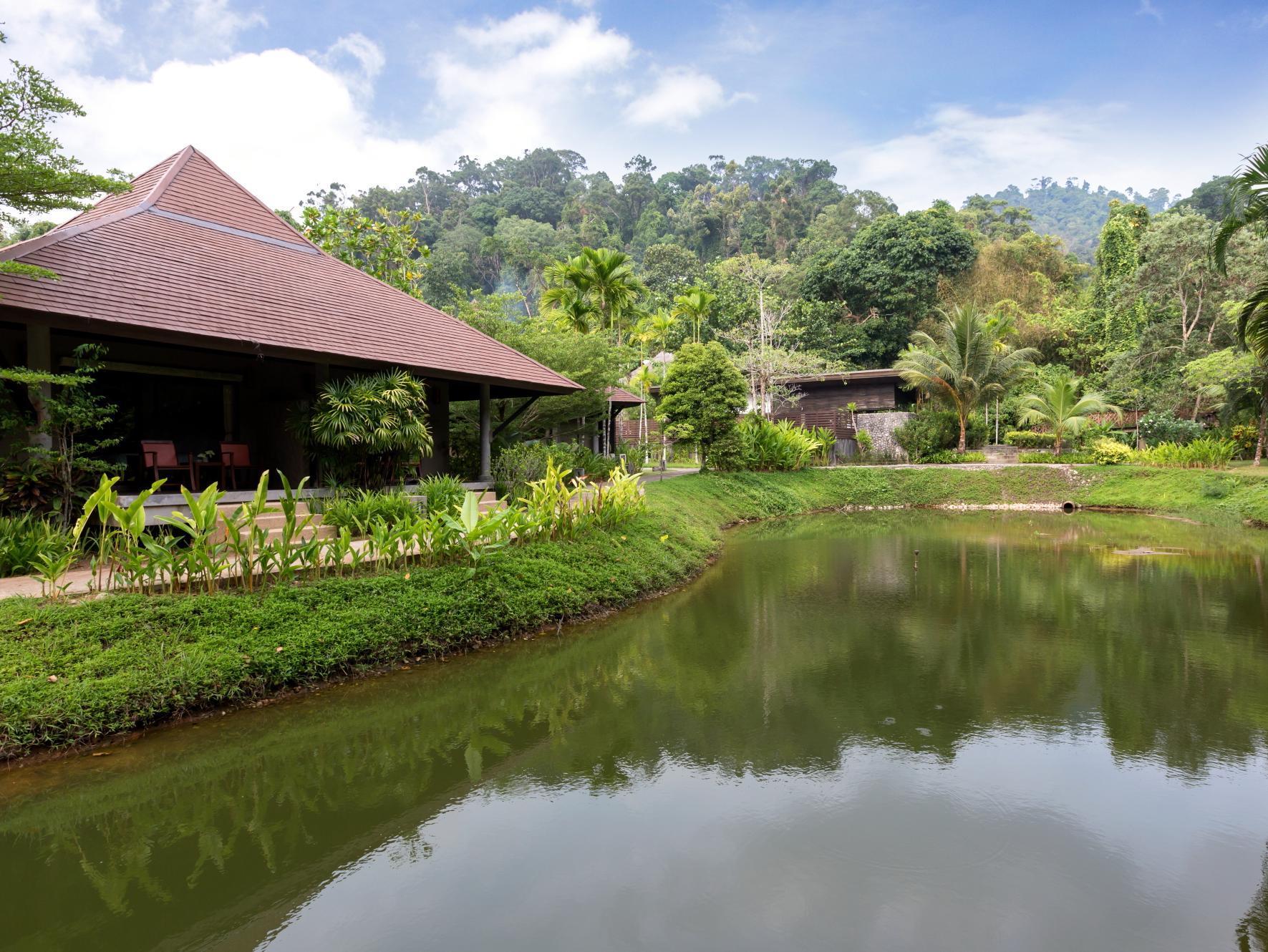 Ngoại cảnh khách sạn