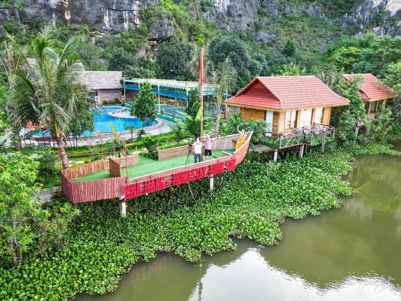 Ngoại cảnh khách sạn
