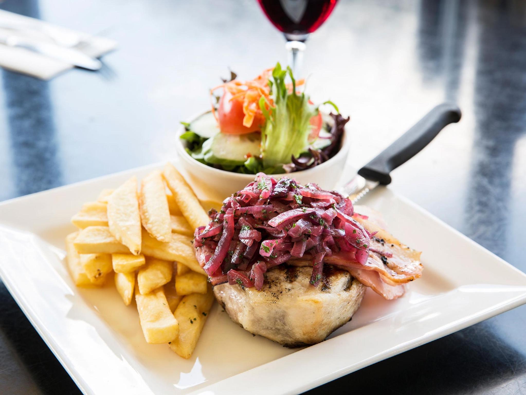 Đồ ăn và thức uống