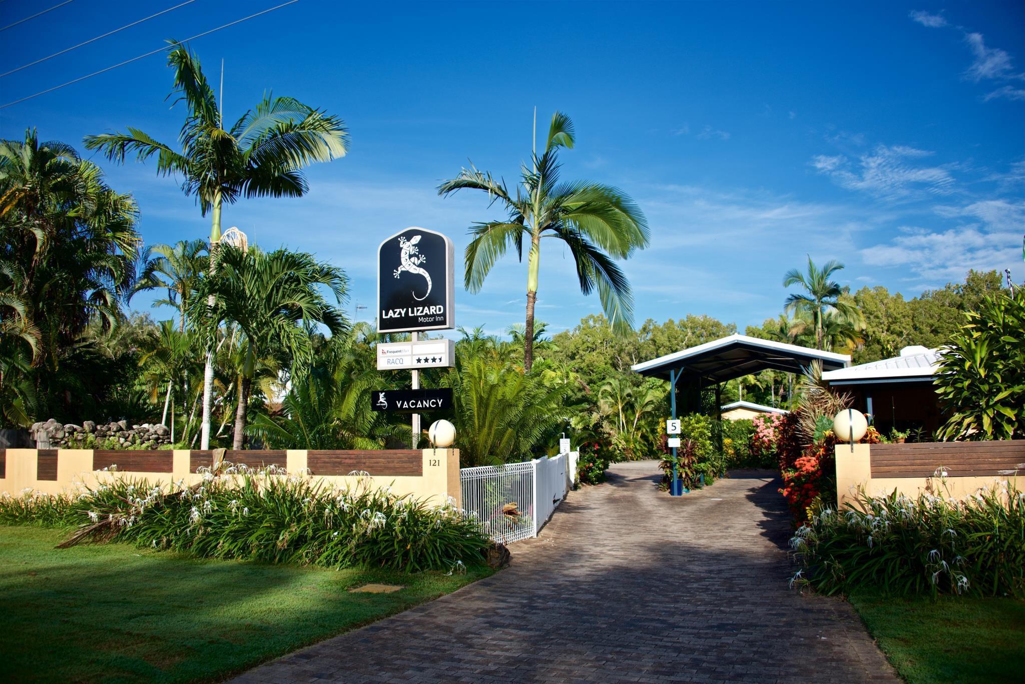 Ngoại cảnh khách sạn