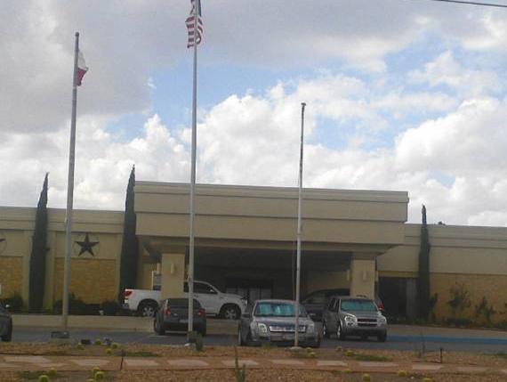 Ngoại cảnh khách sạn