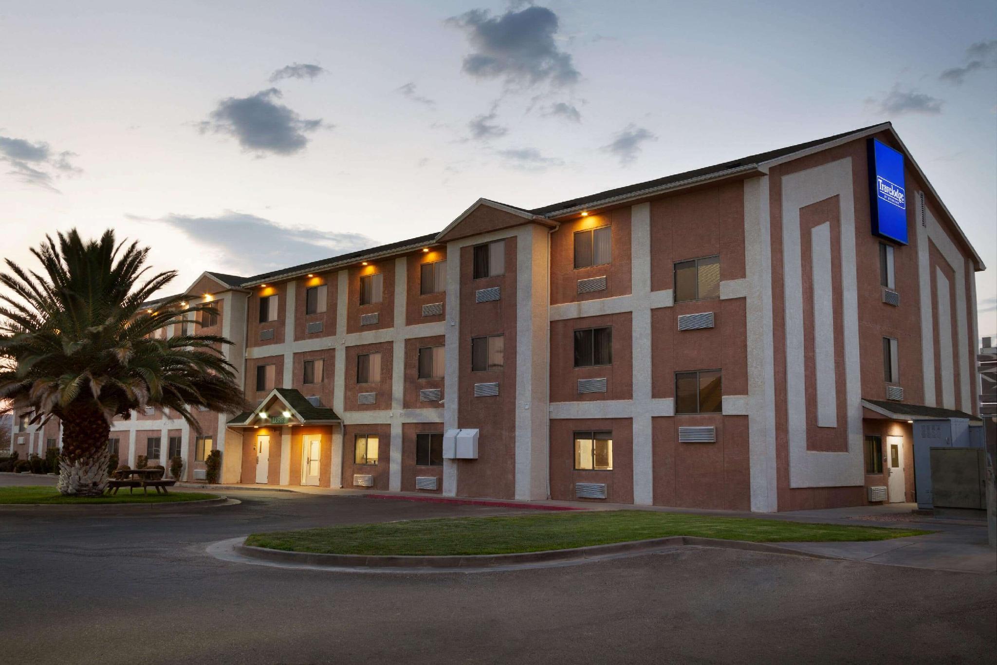 Ngoại cảnh khách sạn